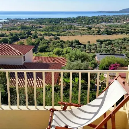 Vista Mare Trilo Apartment Agrustos