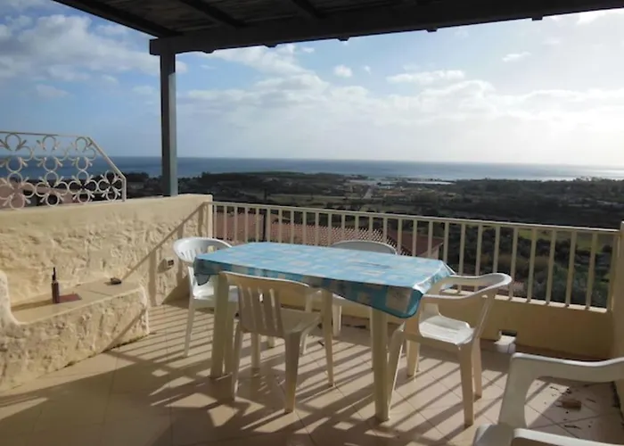 Vista Mare Trilo Apartman Agrustos