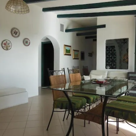 Vista Mare Trilo Apartment *